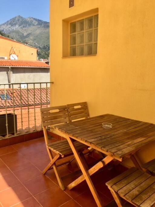 Terrasse. A 50m De La Sablettes Appartement *
